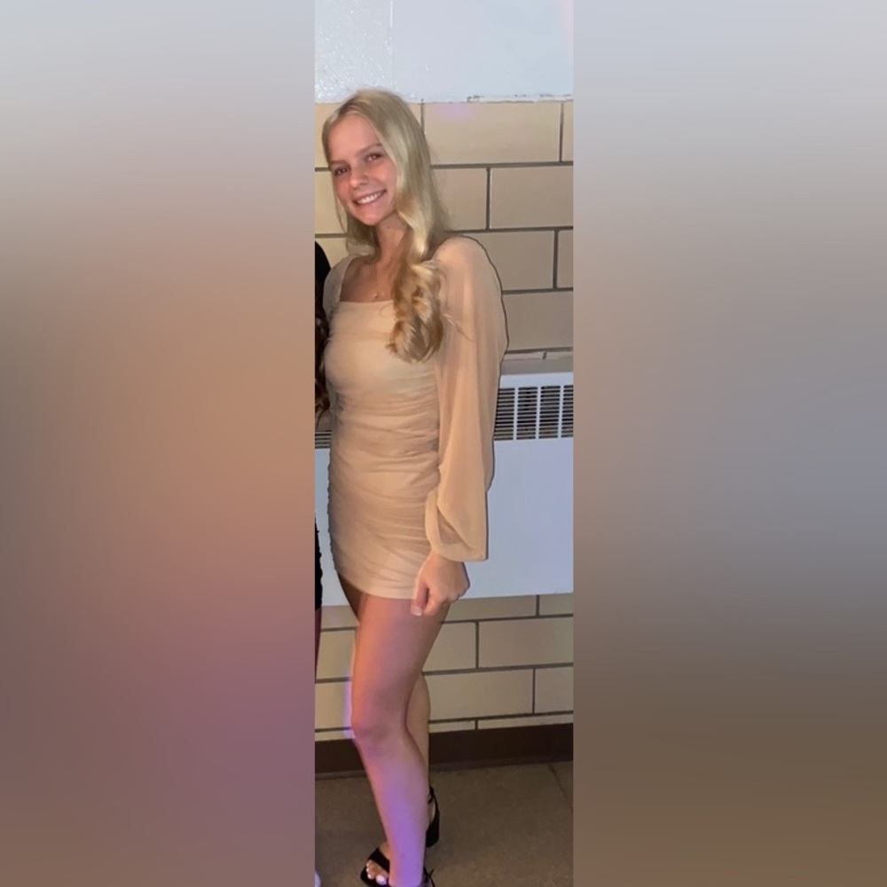 Dress with scrunched sides